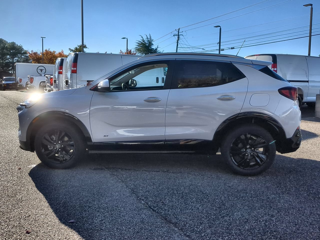 Used 2026 Buick Encore GX Sport Touring w/ Comfort Package FWD image 5