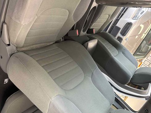 Used 2019 Nissan Frontier S image 22