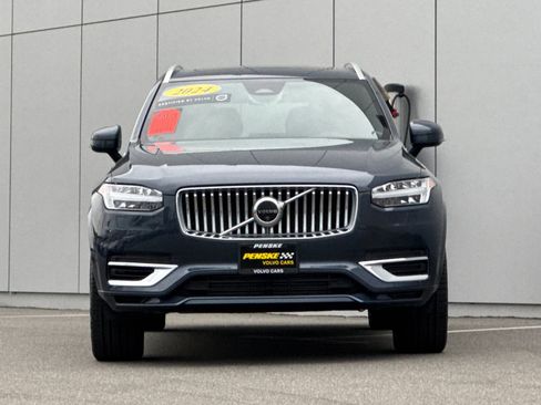 Used 2024 Volvo XC90 T8 Plus image 8