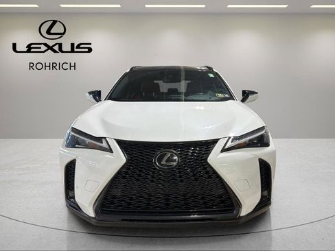 Used 2023 Lexus UX 250h F Sport image 2