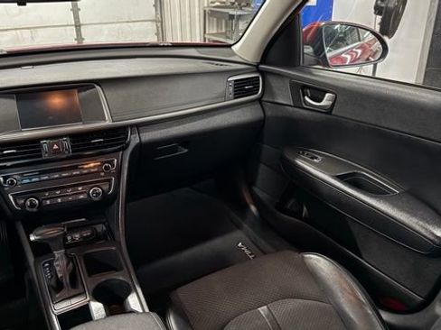 Used 2018 Kia Optima S FWD image 26