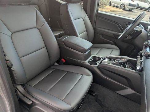 Used 2026 Chevrolet Colorado LT w/ LT Convenience Package image 12