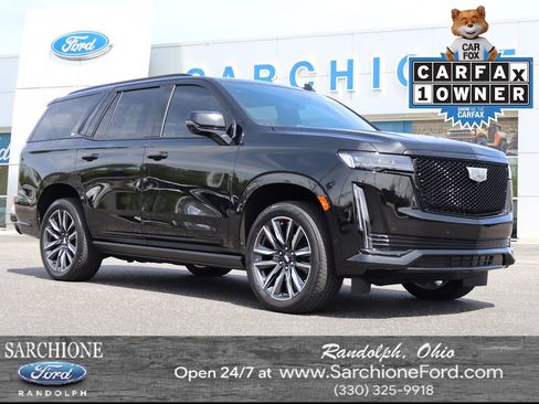 Used 2024 Cadillac Escalade Sport w/ Touring Package AWD/4WD image 1