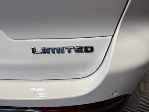 Certified 2021 Jeep Grand Cherokee L Limited image 8