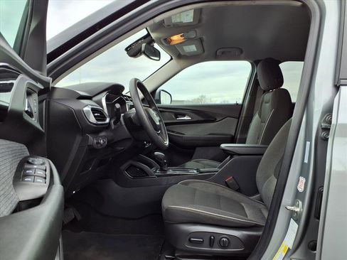 Used 2023 Chevrolet TrailBlazer LT w/ Convenience Package image 21