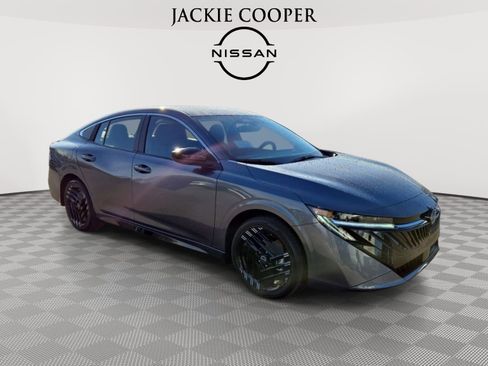 New 2026 Nissan Sentra SR w/ Floor Mat Package image 7