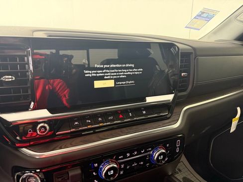 New 2025 GMC Sierra 1500 SLT w/ SLT Premium Package image 20