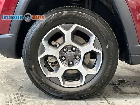 Used 2022 Jeep Compass Trailhawk w/ Trailhawk Convenience Group image 11