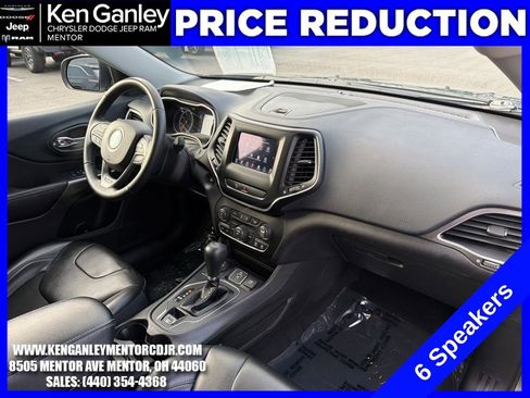 Used 2019 Jeep Cherokee Latitude Plus w/ Cold Weather Group image 25