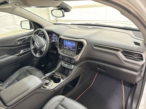 Used 2022 GMC Acadia AT4 w/ Technology Package image 30