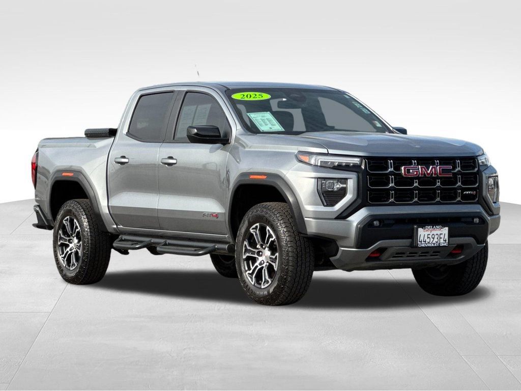 Used 2025 GMC Canyon AT4 AWD/4WD image 7