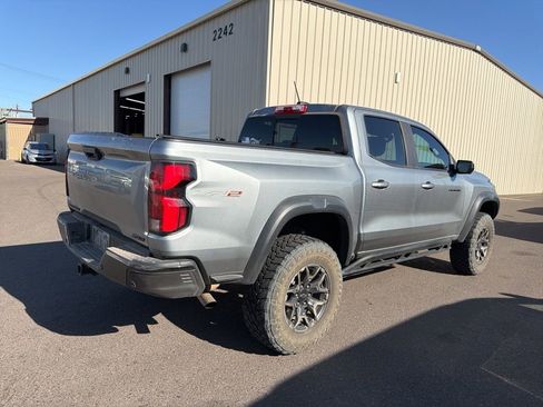 Used 2023 Chevrolet Colorado ZR2 w/ ZR2 Convenience Package III image 14