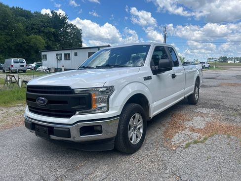Used 2020 Ford F150 XL w/ Equipment Group 101A Mid RWD image 3