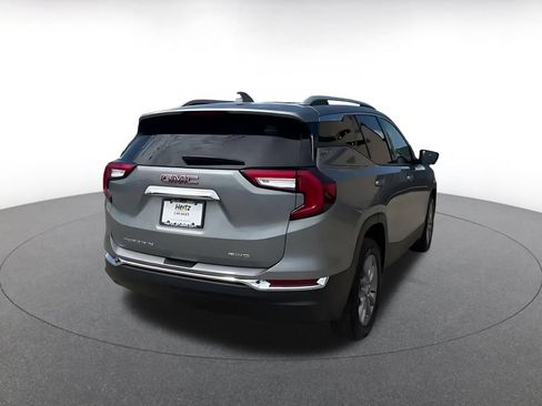 Used 2024 GMC Terrain SLT AWD/4WD image 14