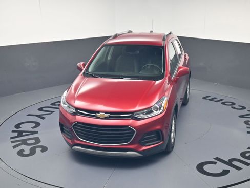 Used 2020 Chevrolet Trax LT w/ Driver Confidence Package image 30