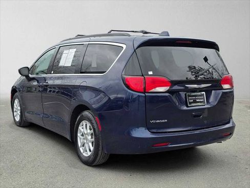 Used 2020 Chrysler Voyager Lxi FWD image 5
