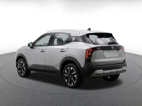 Used 2026 Nissan Kicks SV w/ Cold Weather Package AWD/4WD image 6