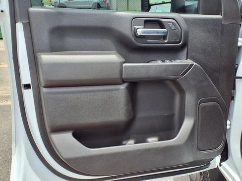 Used 2025 Chevrolet Silverado 3500 W/T AWD/4WD image 27