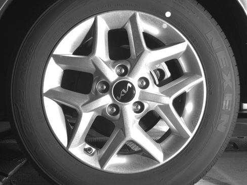 Used 2025 Kia Soul LX w/ LX Technology Package image 14