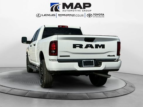 New 2026 RAM 2500 Big Horn AWD/4WD image 3