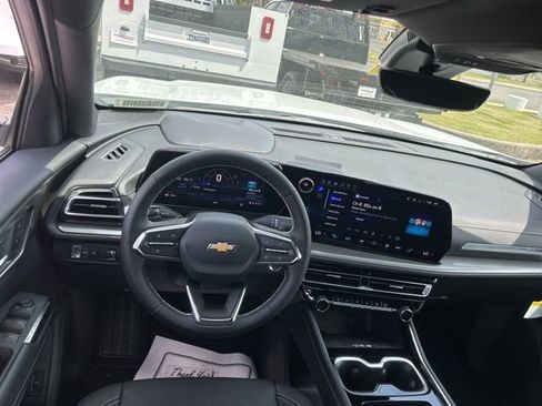New 2026 Chevrolet Traverse LT FWD image 28