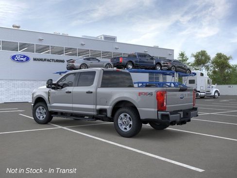 New 2026 Ford F250 XLT w/ FX4 Off-Road Package AWD/4WD image 4