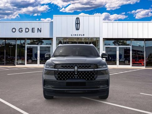 New 2026 Lincoln Navigator Black Label AWD/4WD image 6