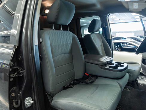 Used 2018 RAM 1500 Express RWD image 14