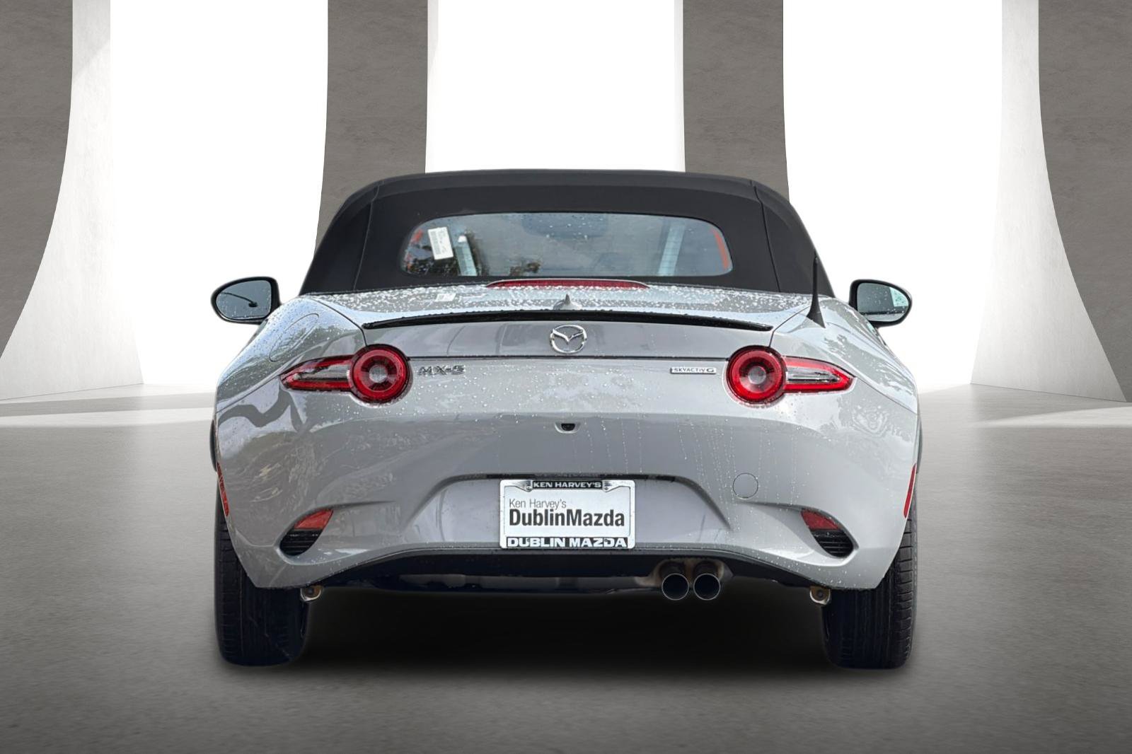 New 2026 MAZDA MX-5 Miata Club w/ Interior Package RWD image 5