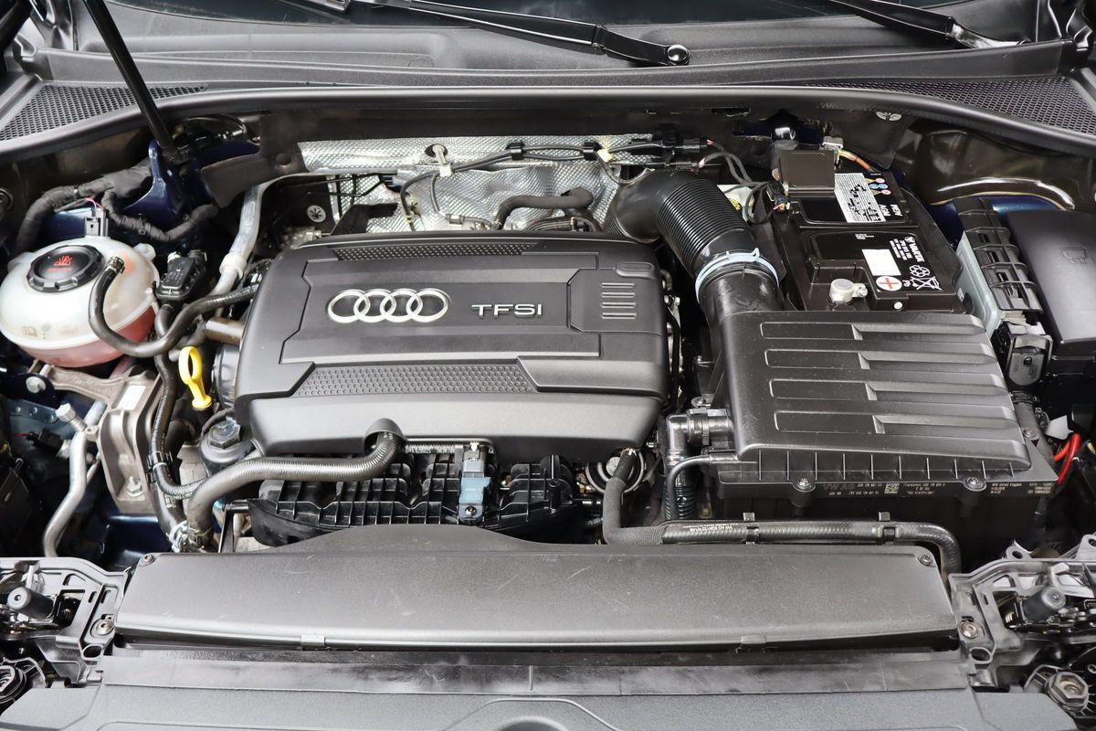 Used 2019 Audi Q3 2.0T Premium AWD/4WD image 40