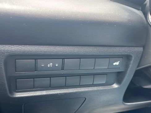 Used 2022 Mitsubishi Outlander SE FWD image 13