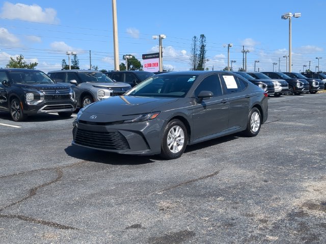 Used 2026 Toyota Camry LE FWD image 2
