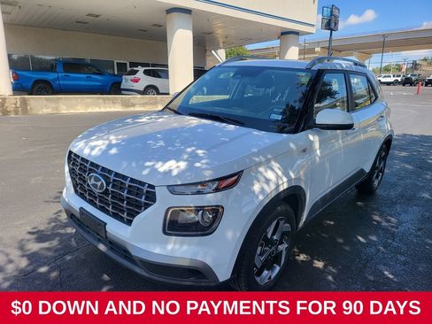 Used 2025 Hyundai Venue SEL FWD image 1
