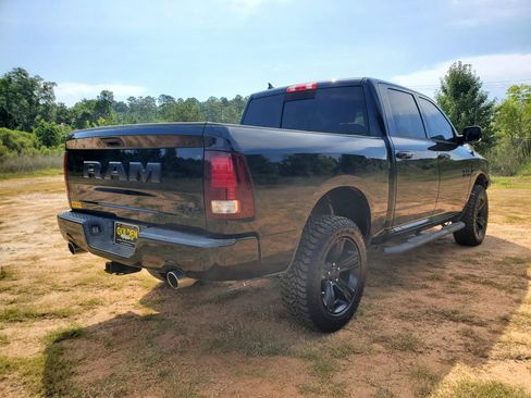 Used 2017 RAM 1500 Sport w/ Quick Order Package 26Q Night AWD/4WD image 8