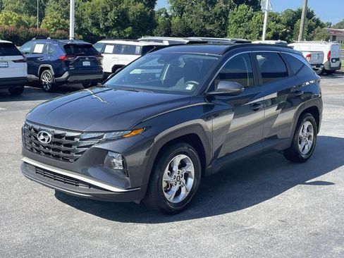 Used 2024 Hyundai Tucson SEL FWD image 3