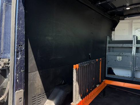 Used 2019 Ford Transit 250 148 Medium Roof RWD image 11