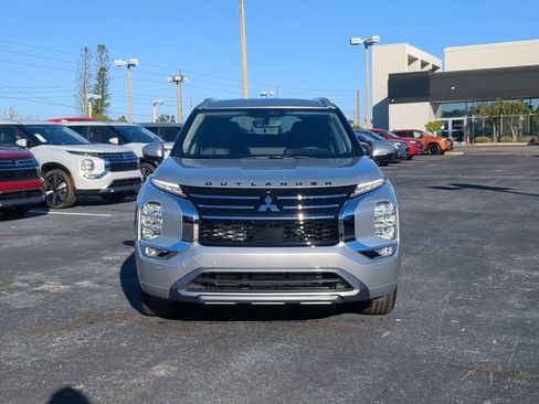 New 2026 Mitsubishi Outlander SEL FWD image 3