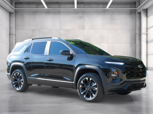 Used 2026 Chevrolet Equinox RS w/ Safety and Technology Package FWD image 1