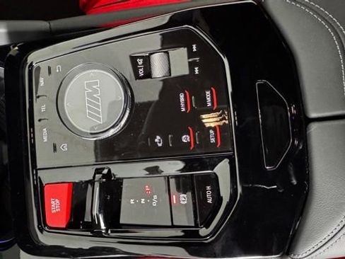 New 2026 BMW M5 Touring image 14