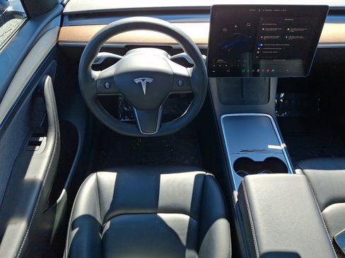 Used 2023 Tesla Model Y Long Range AWD/4WD image 12