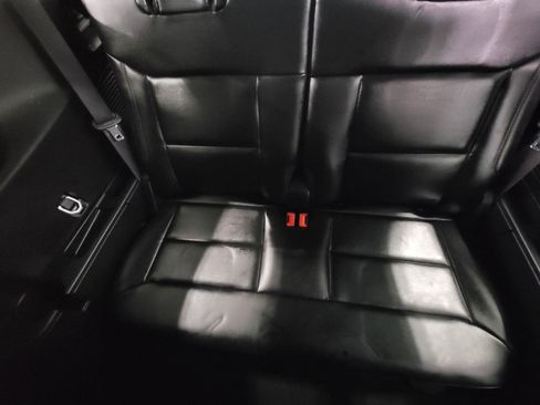 Used 2024 Ford Explorer XLT w/ Equipment Group 202A AWD/4WD image 24