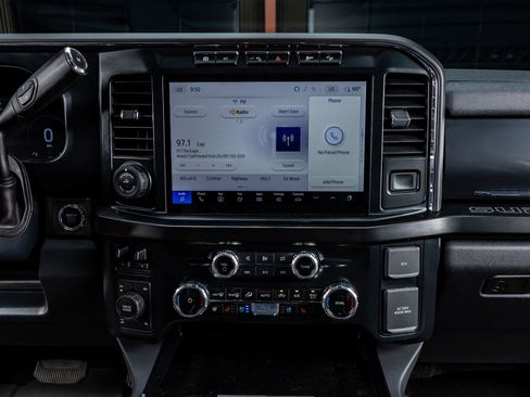 Used 2024 Ford F350 Lariat w/ Lariat Ultimate Package image 24