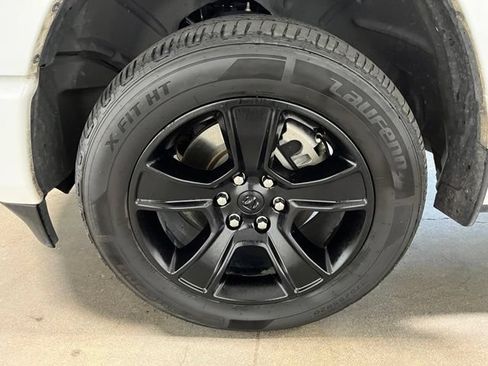 Used 2022 RAM 1500 Big Horn AWD/4WD image 29