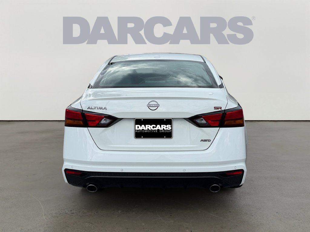 Used 2025 Nissan Altima 2.5 SR AWD/4WD image 6