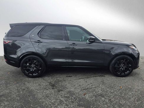 Certified 2025 Land Rover Discovery Dynamic SE image 4