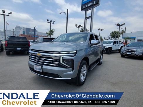 Certified 2025 Chevrolet Tahoe Premier AWD/4WD image 4