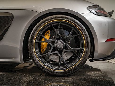 Certified 2025 Porsche 718 Boxster Spyder RS image 13