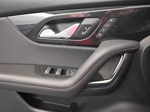 Used 2020 Chevrolet Blazer RS image 17