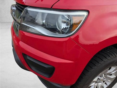 Used 2019 Chevrolet Colorado LT AWD/4WD image 9