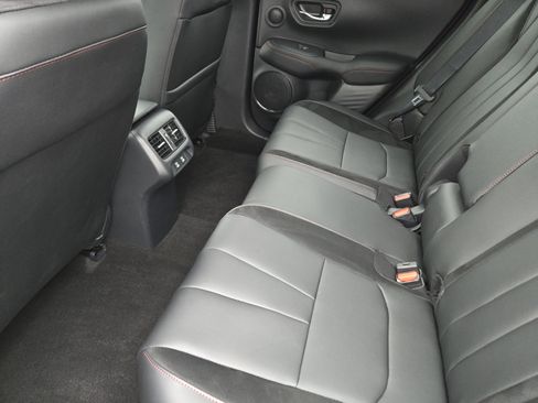 Certified 2025 Acura ADX A-Spec image 30